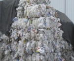 Illinois considers plastic bag recycling bill, ban on bag bans