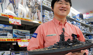 Online 'female' warship game helps boost sales of plastic model kits