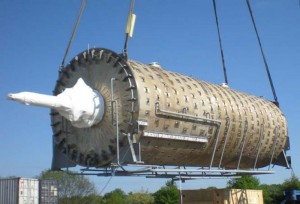 Uhde Inventa-Fischer strengthens its service business by expanding its service portfolio Uhde Inventa-Fischer strengthens its service business by expanding its service portfolio