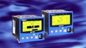Dynisco introduces new process indicator and pressure & temperature controller with LCD display Dynisco introduces new process indicator and pressure/temperature controller with LCD display
