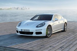 Porsche Plans Plug-In Hybrid Porsche Plans Plug-In Hybrid