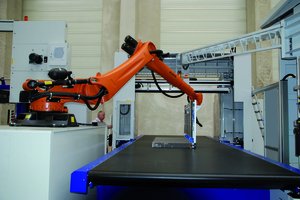 Hasta la vista, baby - the Robot revolution in foam processing Hasta la vista, baby - the Robot revolution in foam processing