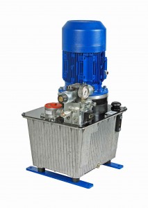 TWO-STAGE HYDRAULIC FOR ACTIVATING SLIDE PLATES OR VALVE PISTONS TWO-STAGE HYDRAULIC FOR ACTIVATING SLIDE PLATES OR VALVE PISTONS