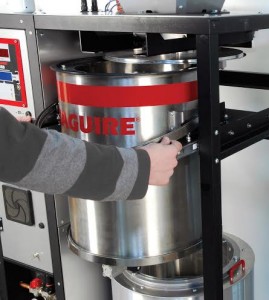 Vacuum dryer promises increased molding productivity Vacuum dryer promises increased molding productivity