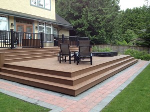 Companies refurbish efforts to imitate indoor living outdoors Companies refurbish efforts to imitate indoor living outdoors