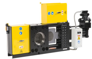plastic injection moulding machine