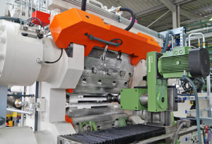plastic extrusion machinery