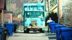 Blue cart recycling services to cover more households soon: Chicago Mayor