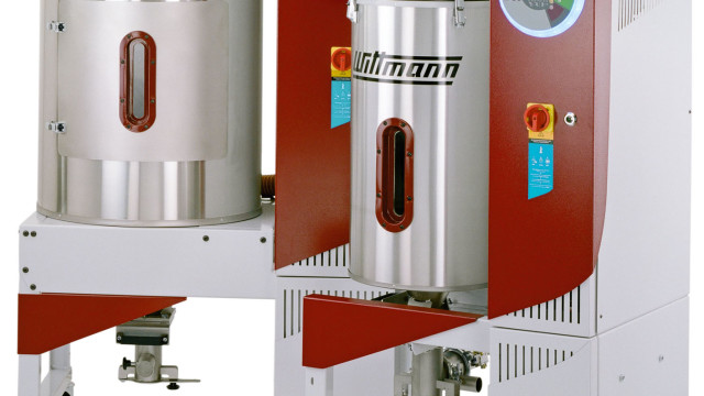 DRYMAX Aton2 F120 and DRYMAX Aton2 F30 (from left to right)