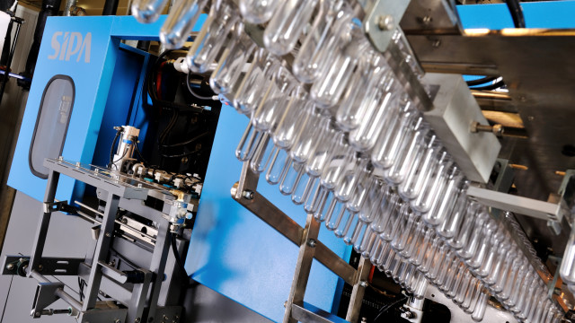 SIPA launches Start Blow PET bottle blowing equipment for emerging markets