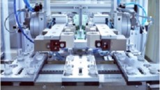 New pharmaceuticals packages protect proteins and prevent falsification