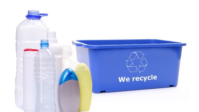 Recycling of plastics in Canada increased by 24% in 2011