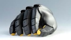Robotic Hands Mimic Humans