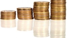 Spot ethylene prices gain ground in Asia despite tumbling crude