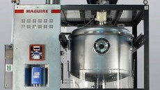 Vacuum Dryer of Totally New Design Is Trouble-Free, Yields Big Cost Benefits