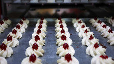 Victrex Provides Material Alternative for Food Contact Applications
