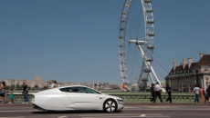 Volkswagen's fuel-efficient XL1 makes its UK debut