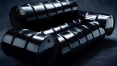 Oil Hangs Below $93 as Stock Rebound Buoys Crude