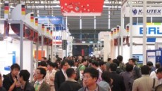 CHINAPLAS 2012 hits new scales as visitor number breaking 100,000