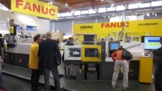 Fanuc demonstrated two-component technology and automated manufacturing cells