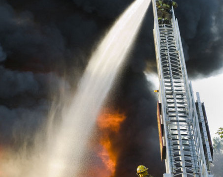 Plastics fire in Mississauga sends up clouds of black smoke