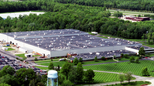 Milacron sells 113 presses to customer in China