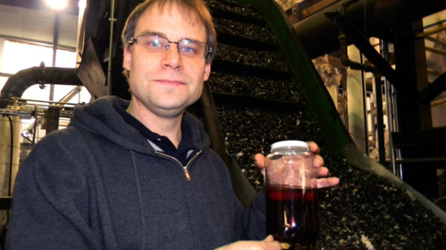 Startup Converts Plastic To Oil, And Finds A Niche